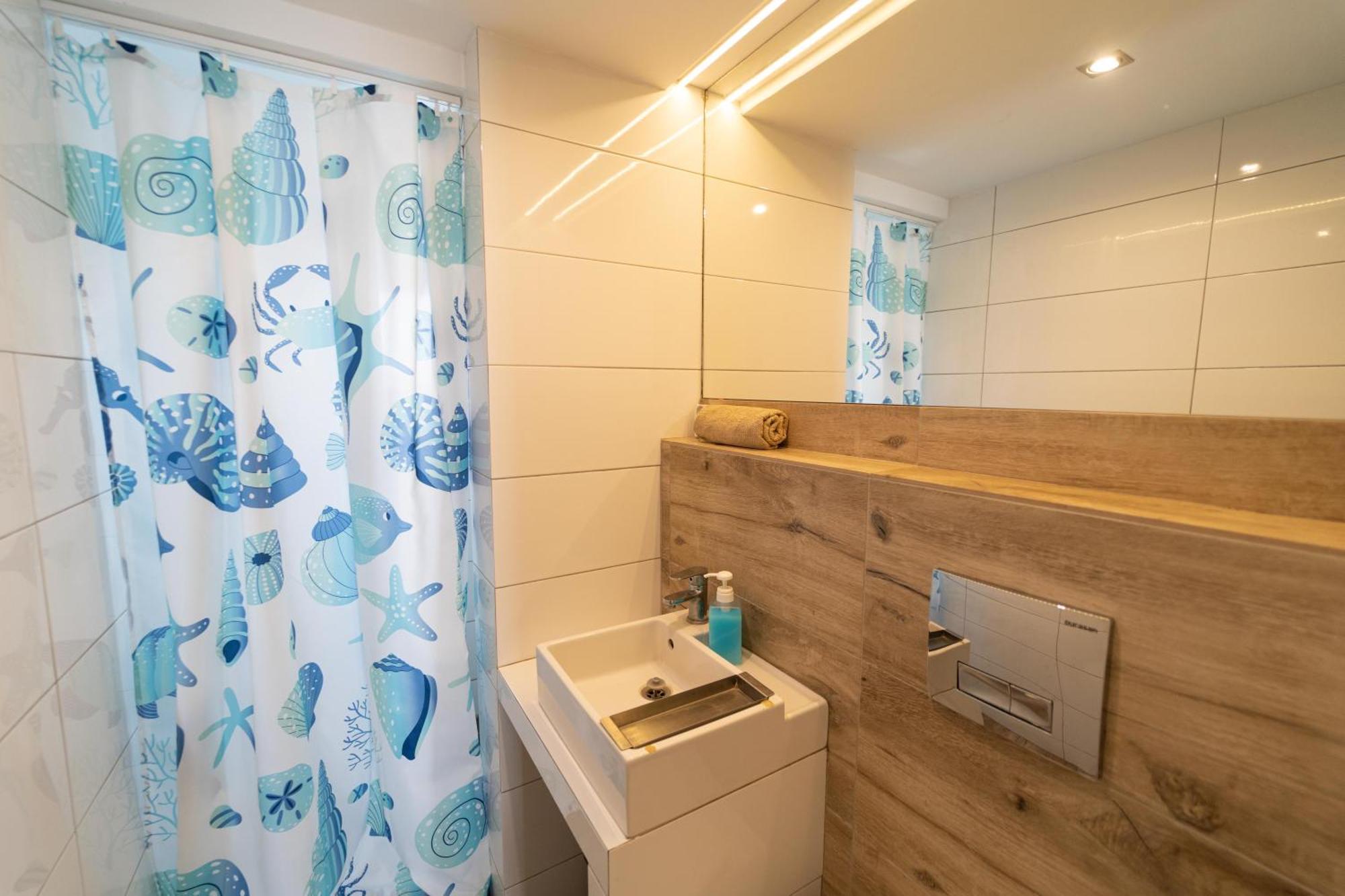 Chaty - Resort Aqua Maria Velaty Exterior foto